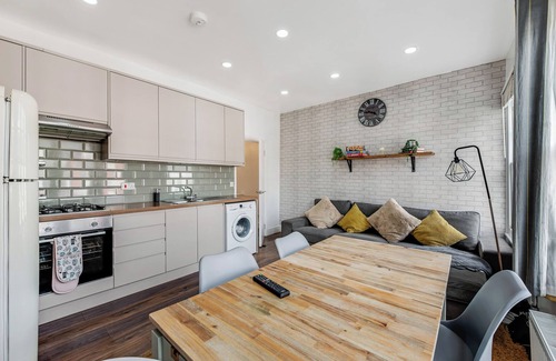 Harringay Ladder Apartamento | Spacious Two Bedroom Apartment in Wood Green