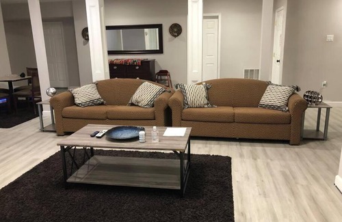 New Market Casa | Spacious Unit with Mountain View