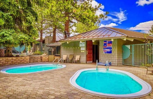 Mammoth Lakes Condominio | Spacious, upgraded Condo in Sierra Park Villas