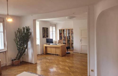 Graz City Centre Apartamento | Spacious Urban Home l Self Checkin