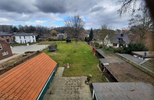 Raisdorf Cabaña | Dos amplio apartamento en Villa mantenido en Kiel
