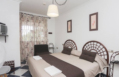 Puerto Lumbreras Casa | Alojamiento de 8 habitaciones en Esparragal