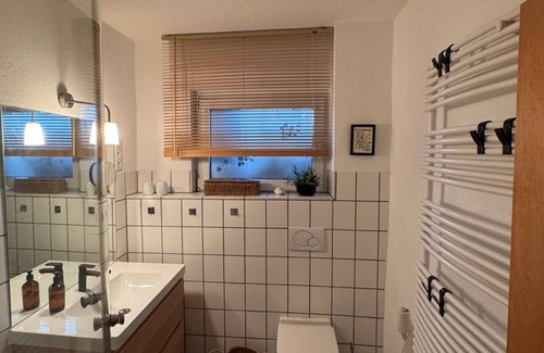 Leverkusen Apartamento | Spacious vacation apartment in Leverkusen-Opladen, quiet but centrally located