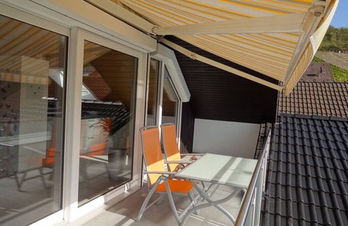Sommerhausen Apartamento | Spacious vacation apartment "Main Sommerblick" - magnificent view over the Main valley