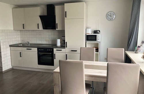 Großheide Casa | Spacious vacation home for up to 8 people very close to the North Sea coast