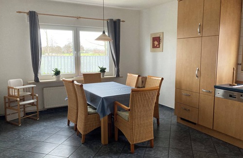 Großheide Casa | Spacious vacation home for up to 8 people very close to the North Sea coast