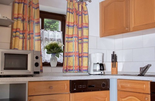 Renholding Apartamento | Spacious vacation home for 1-6 people with garden and sunbathing lawn