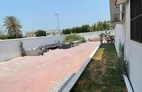 Jumeirah Casa | Spacious Villa!