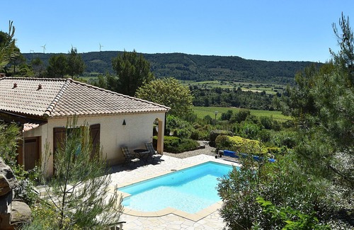 Beaufort Villa | Espaciosa villa en Beaufort con piscina