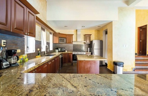 Zona hotelera de Playacar Villa | Spacious villa in Playa del Carmen with WiFi, AC, Parking, Private Pool