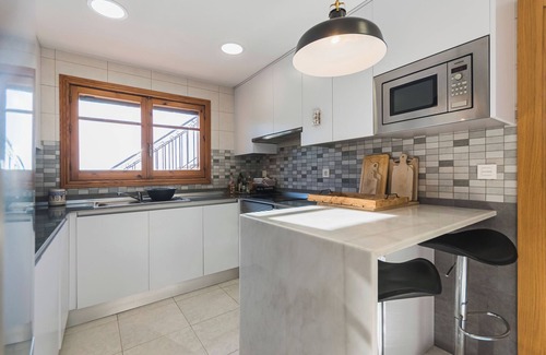 Bolnuevo Villa | Espaciosa villa con gran piscina, 4 terrazas y solárium. Cerca de la playa.