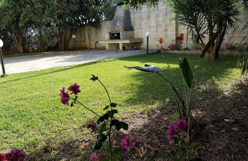Martano Villa | Espaciosa villa "Travellito" con Wi-Fi, jardín y terraza