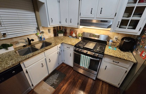 North Augusta Casa | Spacious Villa with swimming pool and game room