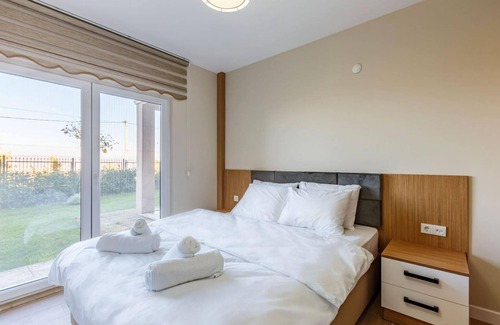 Masukiye Villa | Spacious Villa with Private Pool and Garden in Kartepe near Sapanca