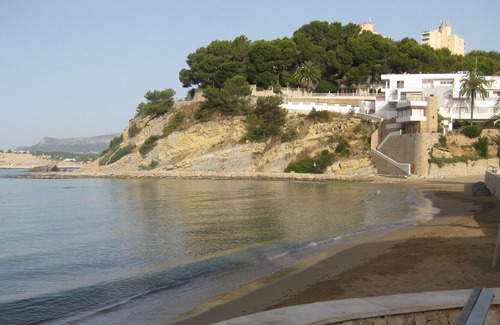 Paichi Villa | Espaciosa villa bien equipada con vista al mar y a las montañas