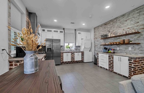 Ocean City Apartamento | Spacious Waterfront Retreat 3BR King Beds Suite