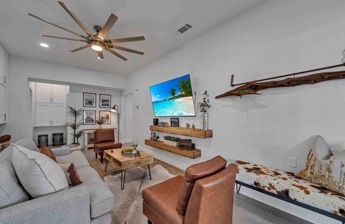 Ocean City Apartamento | Spacious Waterfront Retreat 3BR King Beds Suite