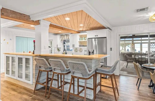 Bay Point Casa | Spacious waterfront 5-bedroom house in lovely Key West with WiFi, AC