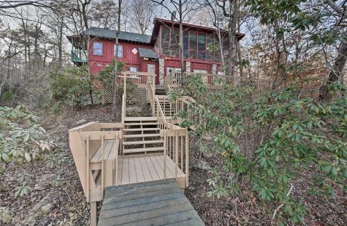 Mentone Casa | Spacious Waterfront Retreat with Dock and Hot Tub