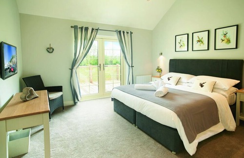 Pattiswick Cabina | Spacious, well appointed lodge in peaceful location