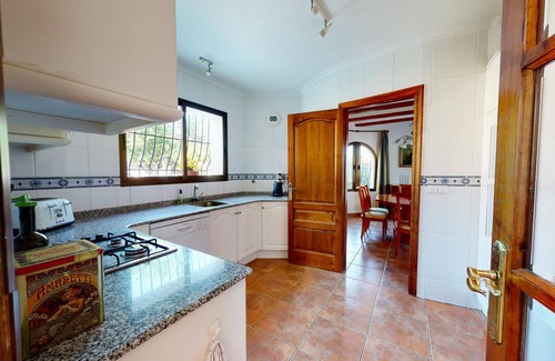 Montgo de Toscamar Casa | Espaciosa villa bien equipada con A/A, piscina, vista abierta a la montaña para 6 personas zona tranquila.