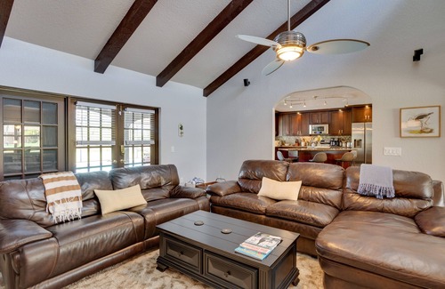 Wellington Casa | Spacious Wellington Vacation Rental - Private Pool
