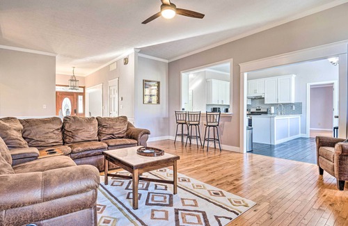 Westfield Casa | Spacious Westfield Home w/ Sports Complex On-Site