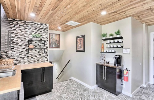 Barths Apartamento | Spacious Wheat Ridge Apartments w/ Mountain Views