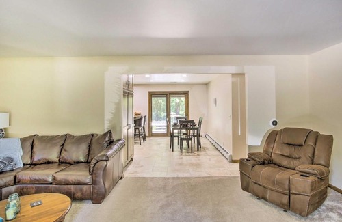 Branch Casa | Spacious Whitelaw Abode with Patio on 17 Acres!