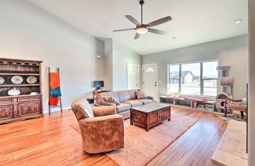 Williams Casa | Spacious Williams Home with Yard Near Hiking!