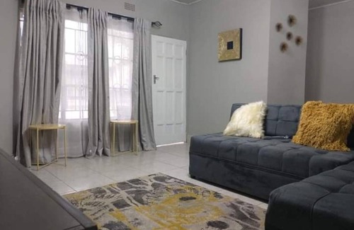 Lusaka Apartamento | Spacious, With Great Design 2 Bedroomed Apartment