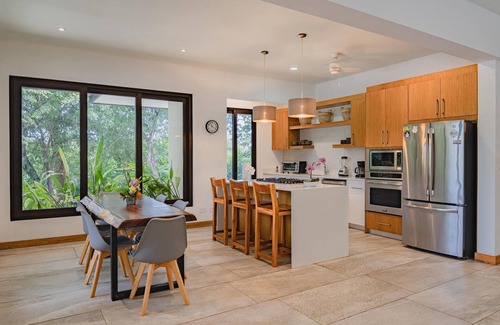 Playa Avellanas Casa | Spacious with private pool, house for 8 in Pinilla