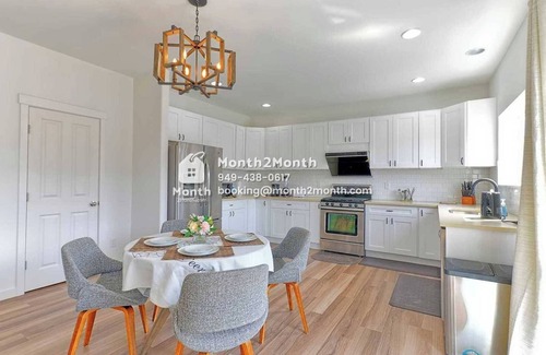 Bothell Casa | Spacious Workspace｜1st Floor Bdr｜Patio With Furniture｜Backyard For Dogs #41847