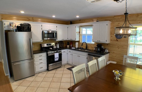 Canadian Cabaña | Spacious Yard - Bunk Shed - Private Dock - Neighborhood Boat Ramp