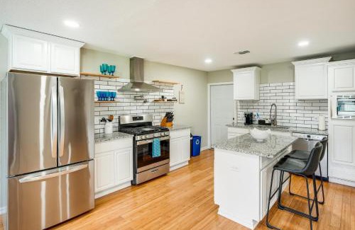 Shearer Hills - Ridgeview Casa | Spacious Yard Pet-Friendly Home in San Antonio!