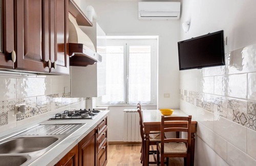 Quartiere XI Portuense Apartamento | Spallanzani-San Camillo, apartment for 4 people