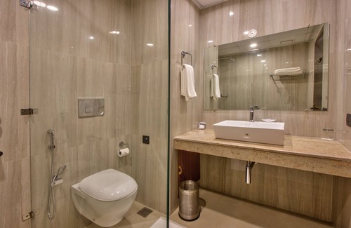 Manali Hotel | Span Inn & Suites