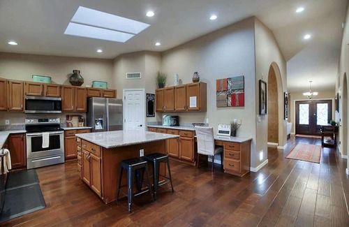 Paradise Park Vista Casa | Spanish Bella Summary