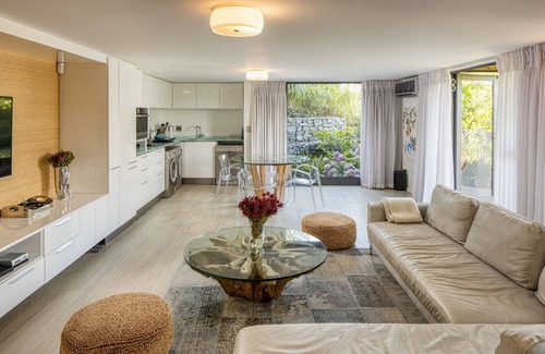 Somerset West Casa | Spanish Farm Boutique Hotel & Villas