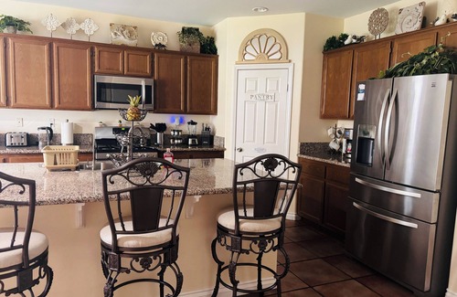Lancaster Casa | Spanish Gem 4 Rooms 8 beds 11 guests