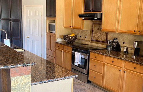 Arabian Crest Casa | Spanish-themed Scottsdale gem w /Lagoon pool and Arcade games!