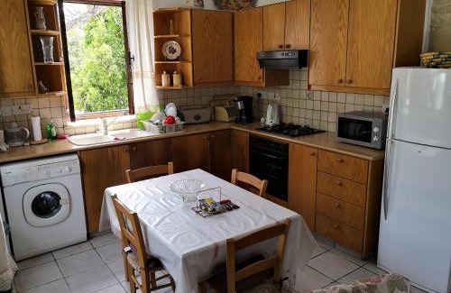 Goudi Apartamento | Spanos House