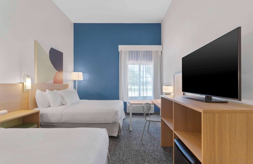 Far North Central Hotel | Spark by Hilton San Antonio Dominion