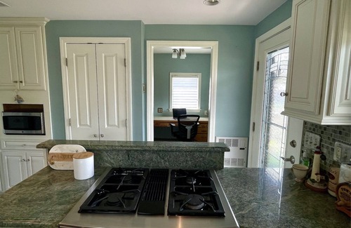 Portsmouth Casa | Sparkle Sea Cottage! Perfect waterfront home for summertime fun all year round⚓️
