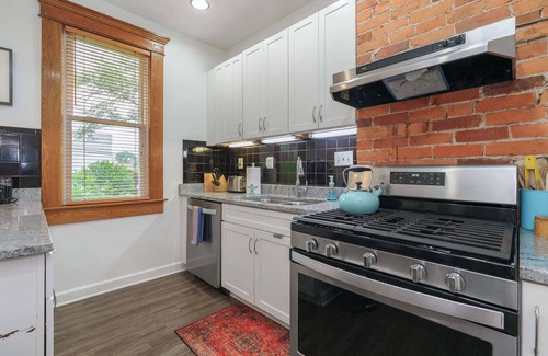 Weinland Park Casa | Sparkling 3BR/Remodeled/Walk to Campus+Short North