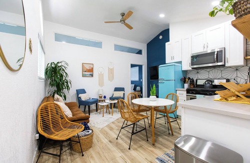 San Onofre Apartamento | Sparkling Clean, Stylish 1-bdrm w/parking - 5 min to hiking & beach!