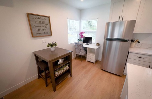 Burbank Apartamento | Sparkling First Floor Burbank Home - near to all Burbank & Hollywood Attractions!