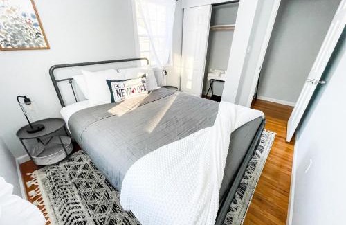 Geyser Crest Casa | Sparkling Saratoga 3BR home near Track and SPAC Dogs