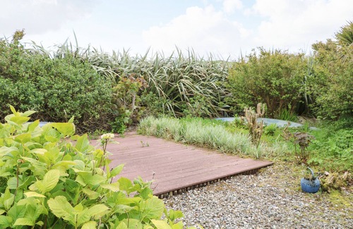 Malin Cabaña | SPARKLING WATERS, pet friendly in Ballygorman, County Donegal