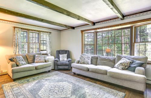 Sparrow Bush Casa | Sparrow Bush Retreat with Pool and Screened Porch